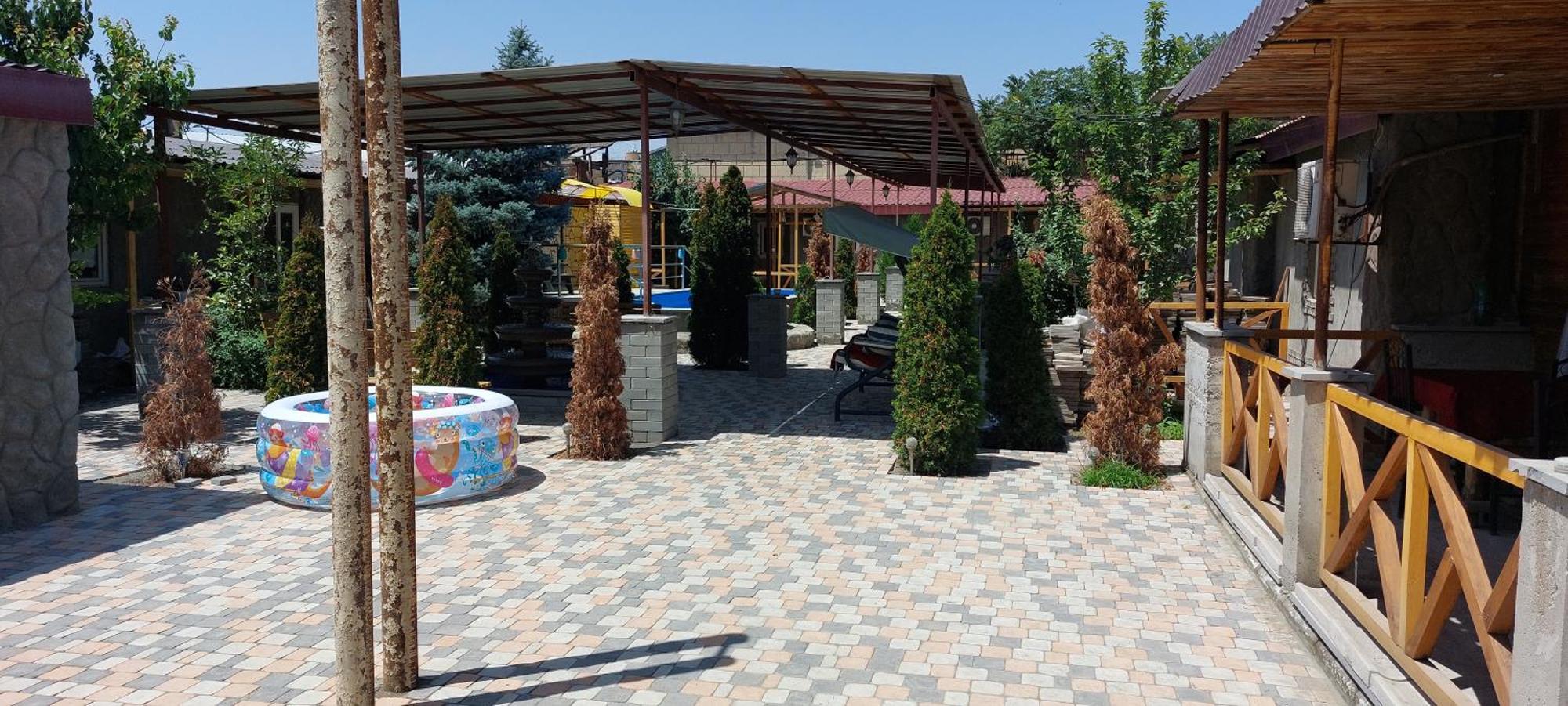 Arba Hotel Jerevan Eksteriør bilde